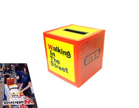 野外Tシャツ展 Walking In The Street LOGO